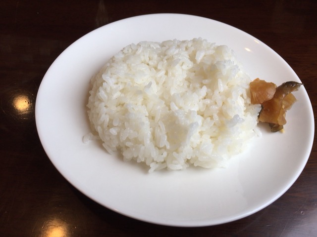 セットにつくライス。山口県産の米を使用。