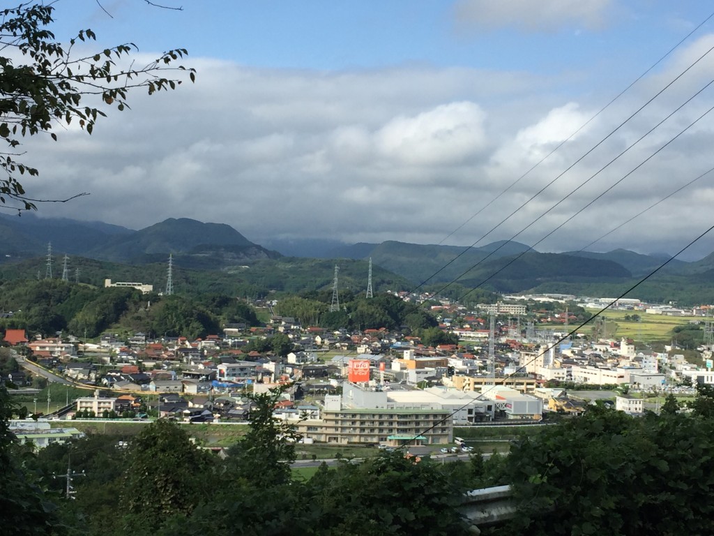 美祢市街地を一望できる。人口2万5千人の素朴な町。